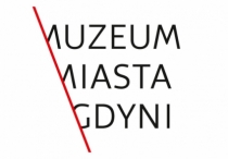 Wystawa Muzeum Miasta Gdyni: (Twoje) szklane historie